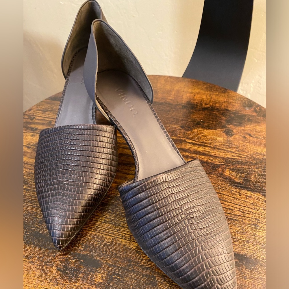 Vince Aurelian Black and Grey Leather D’Orsay Heels, GUC!!